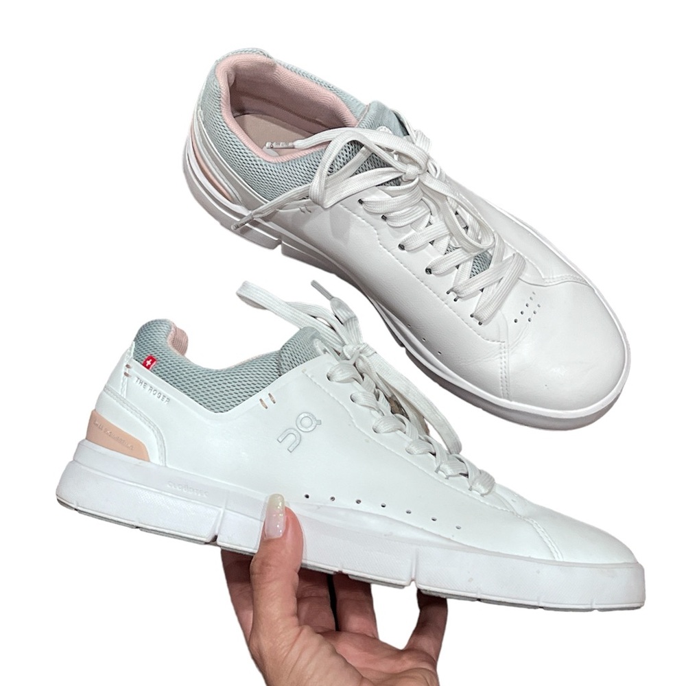 On Cloud Running Roger Lifestyle Shoes White Pink Blue W9